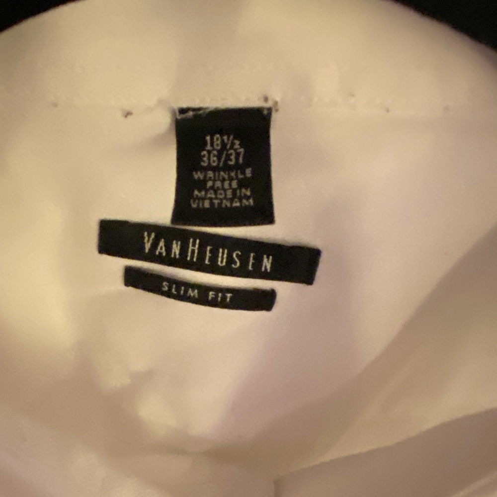 Van Heusen White LS Dress shirt